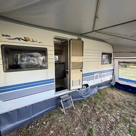 Karavan Ždáň Parque de Campismo *